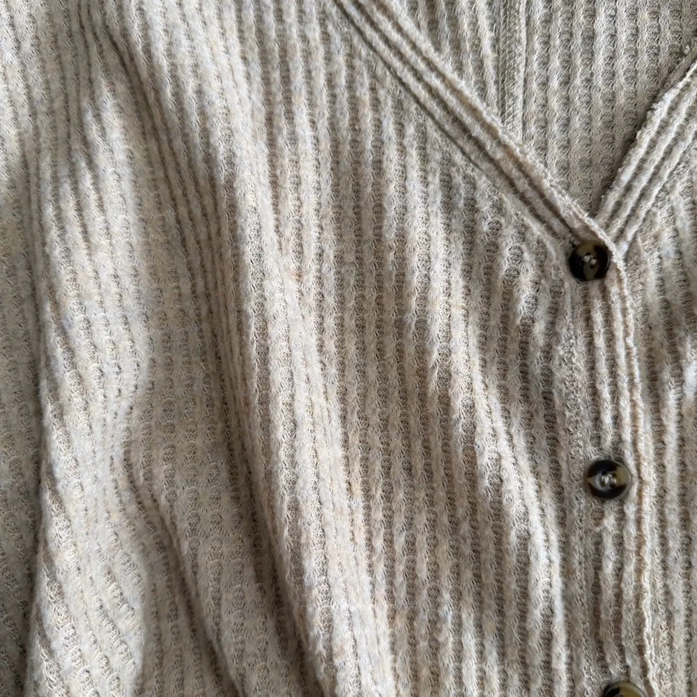 UO “Out from Under” Tie Front Top - Picture 5 of 9